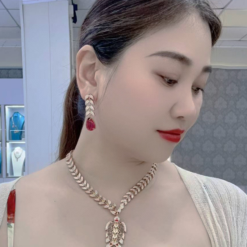 Дизайнерская коллекция Серьги  – обзор и цена Vintage Collectible Jewelry