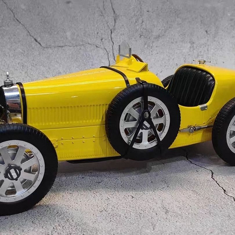 Коллекционная модель автомобил – обзор и цена Vintage Collectibles & More Llc Photos